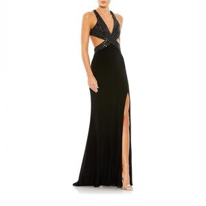 Mac Duggal 68166 Sequin Sheath Criss Cross Bodice Gown Black Size 8 NWT